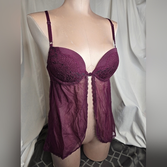 Elegant Lace Babydoll Lingerie in Deep Purple - Picture 1 of 3